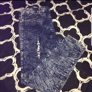 VIP stone washed distressed skinny jeans